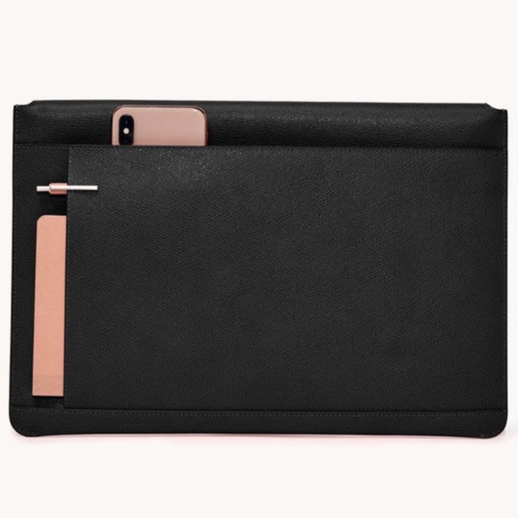 SOLD Senreve Envelope Laptop Sleeve Pebble Black Leather - Picture 6 of 9